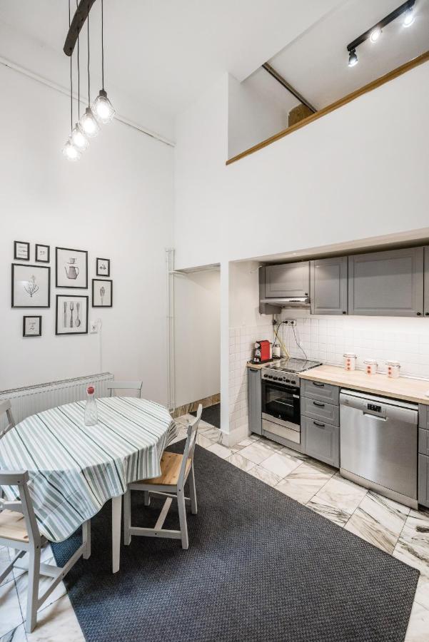 Podi Apartment Budapest Bagian luar foto